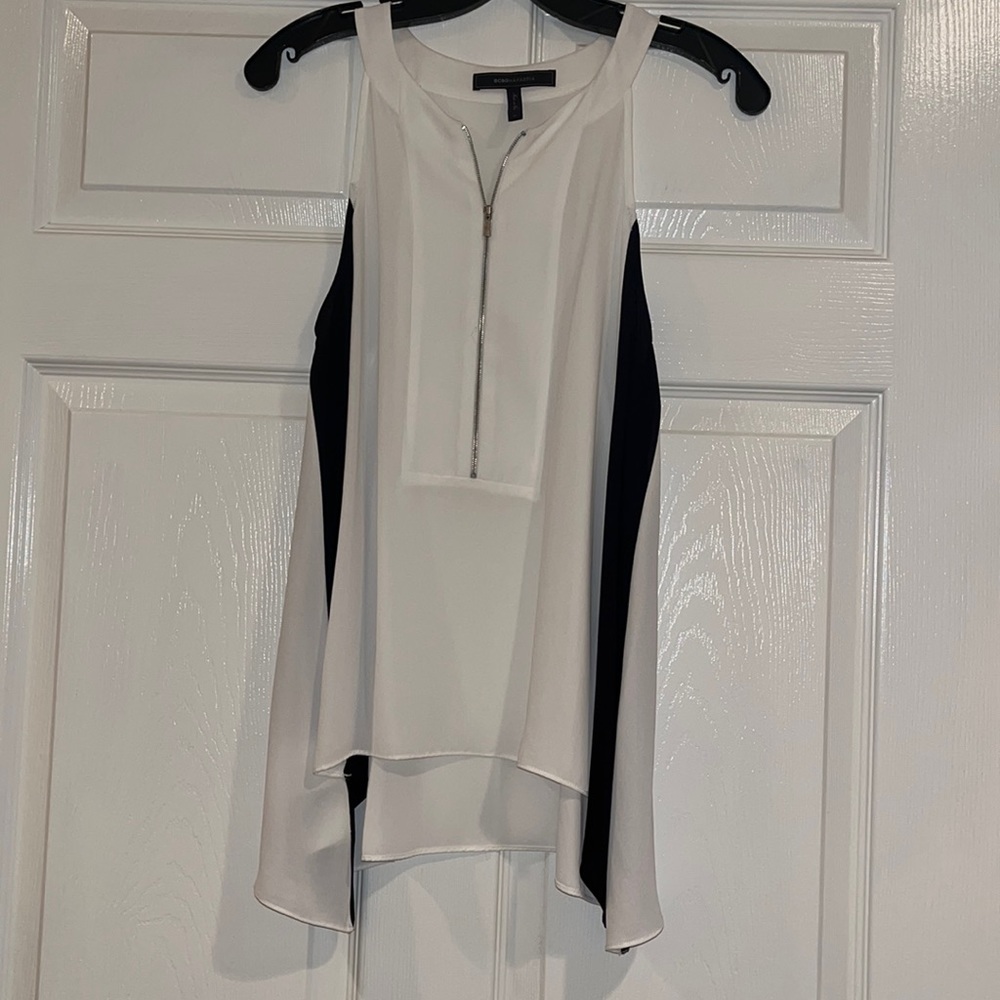 BCBGMAXAZRIA “NODIN” Top